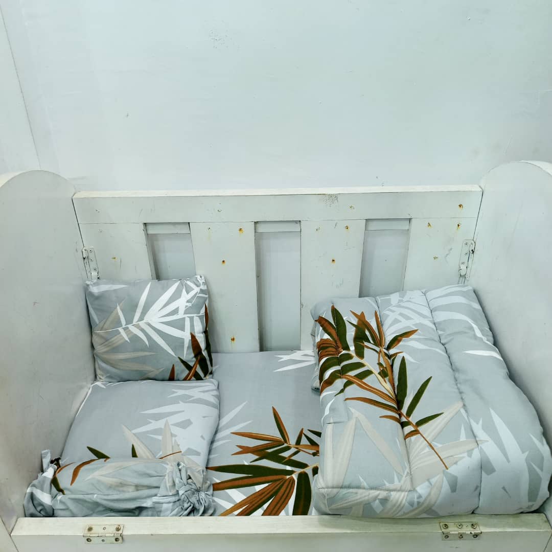 132 ASH GREEN FERN BABYCOT SET