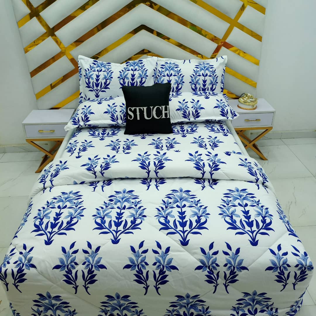 WHITE FLOWER 4/6 DUVET SET (WITH TWO PILLOWCASES)