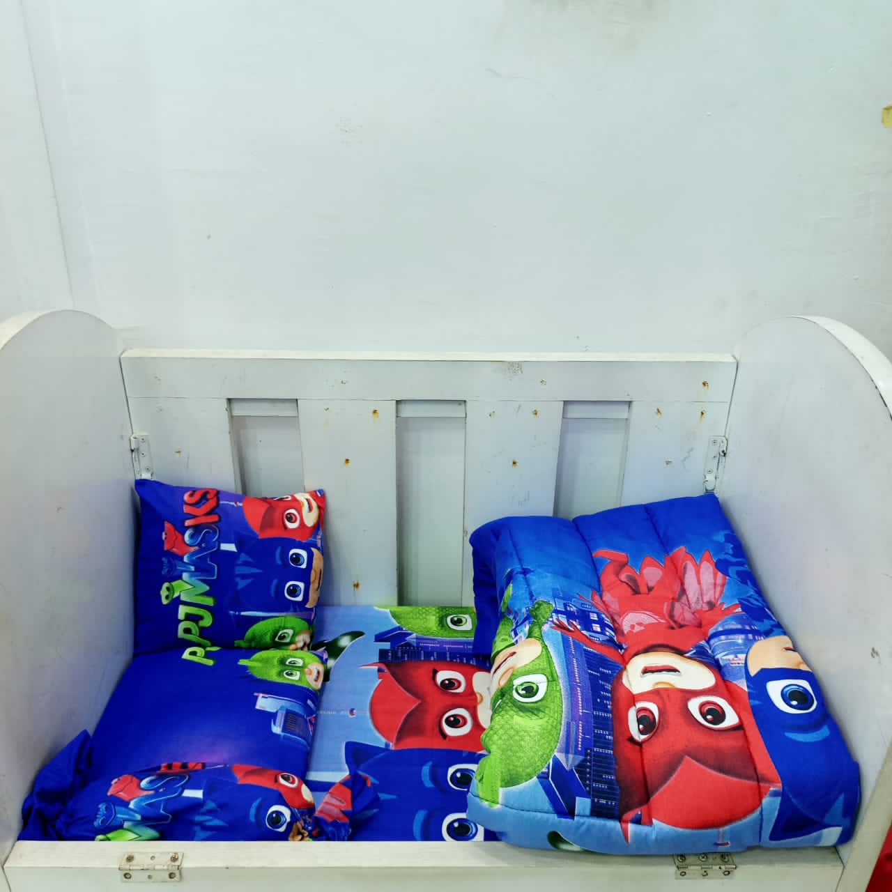 141 PJMASKS BABYCOT SET