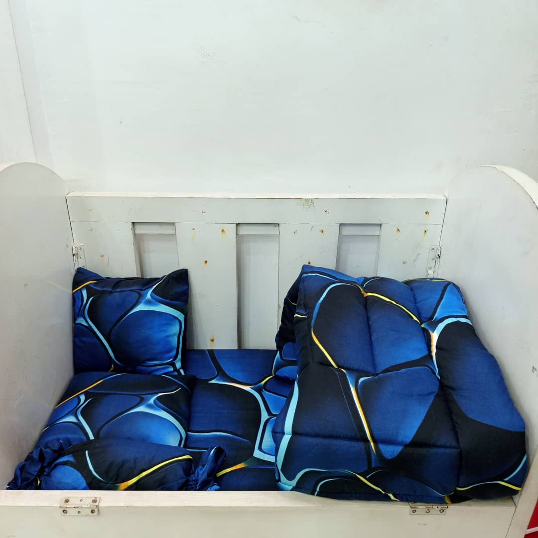 100 BLUE MATRIX BABYCOT SET