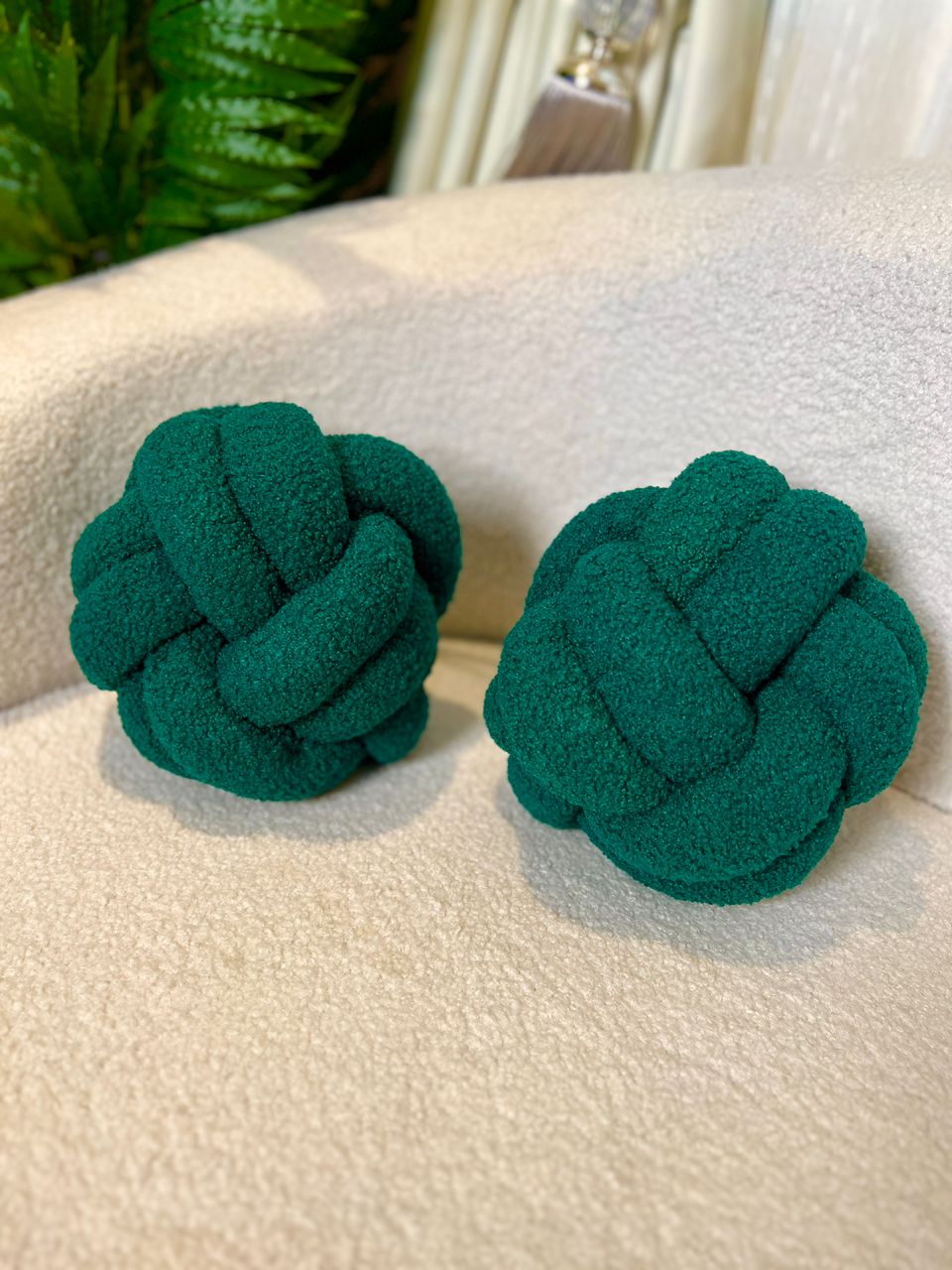 GREEN KNOT THROW PILLOW (8” IN DIAMETER)