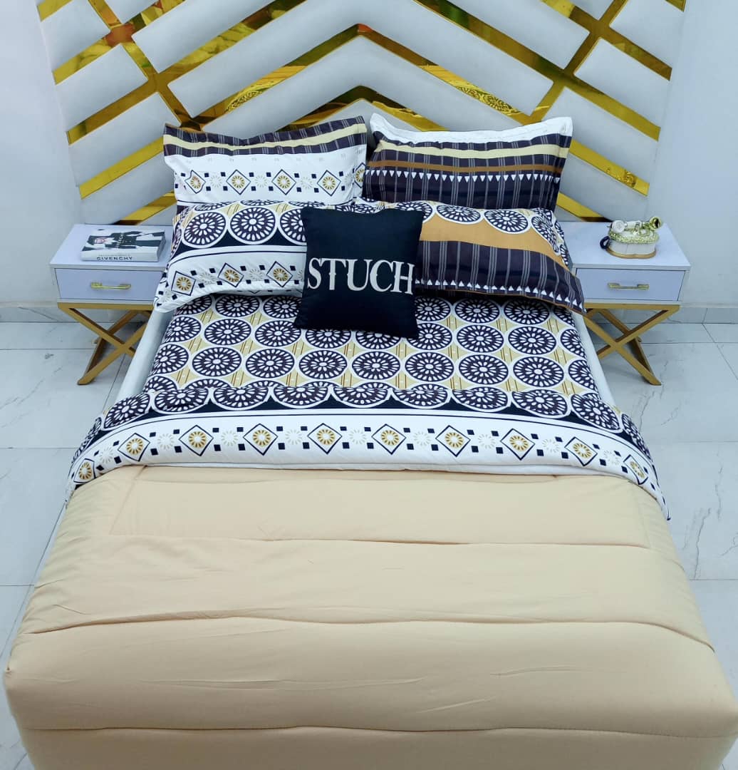 COMBINED CARTON WITH BROWN SMALL CIRCLE 7/7 DUVET SET
