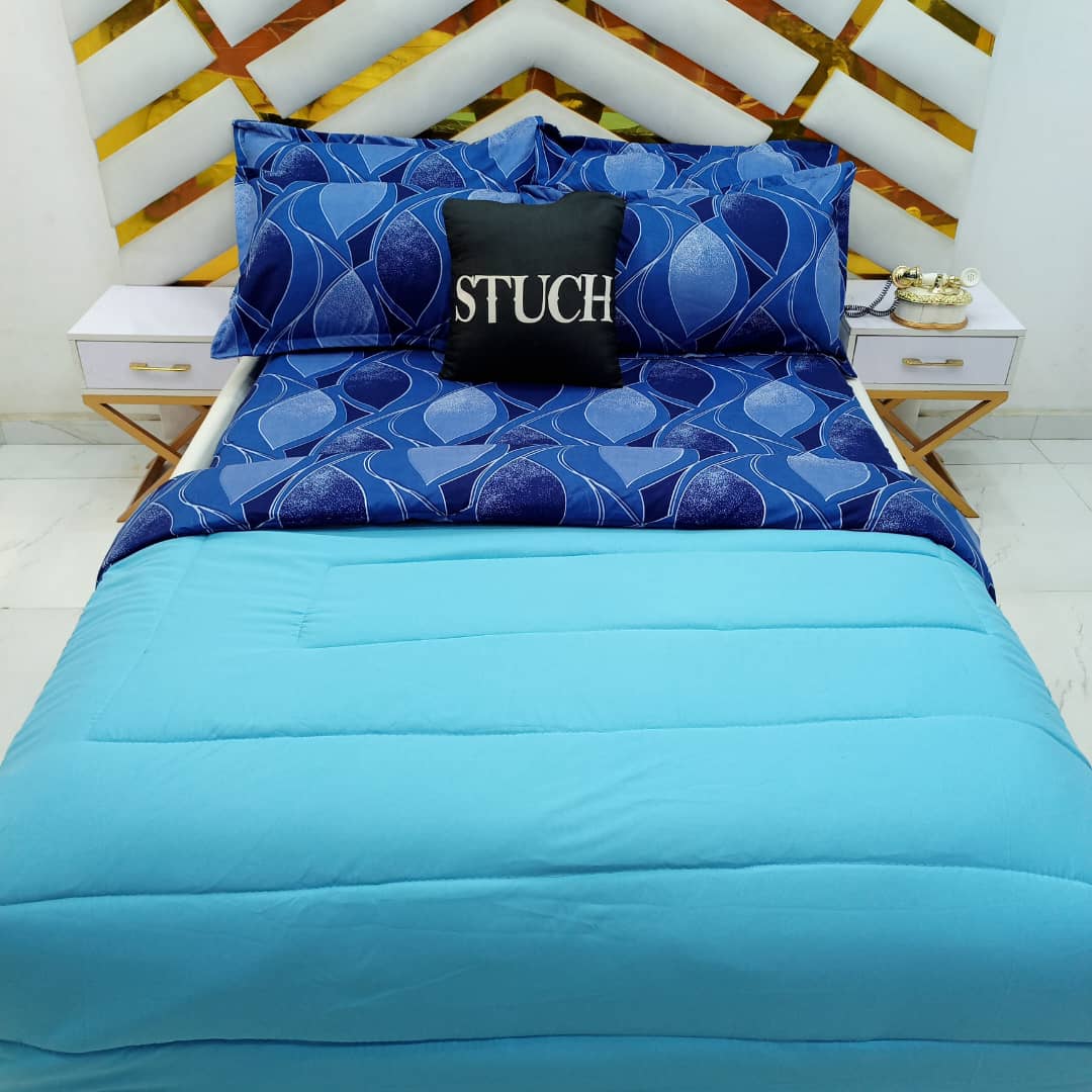COMBINED BLUE WITH NAVY BLUE OVAL 7/7 DUVET SET