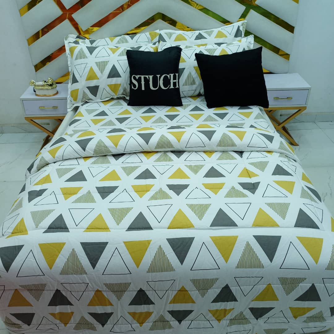 100% EGYPTIAN COTTON LEMON TRIANGLE 7/7 DUVET SET