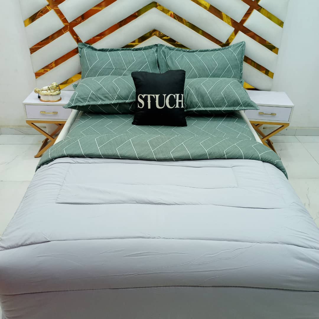 COMBINED  ASH WITH GREEN LINE 7/7 DUVET SET