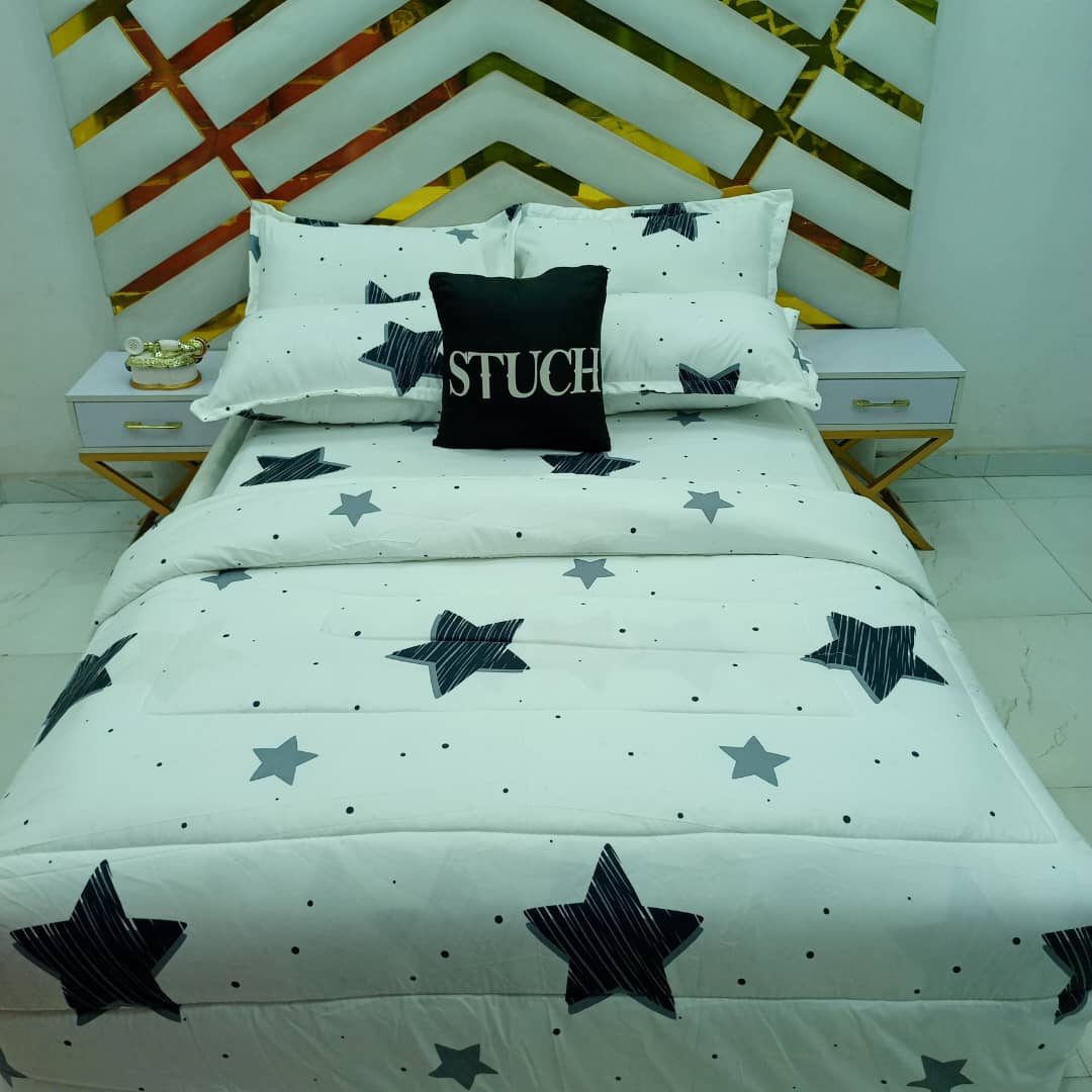 WHITE STAR 7/7 DUVET SET