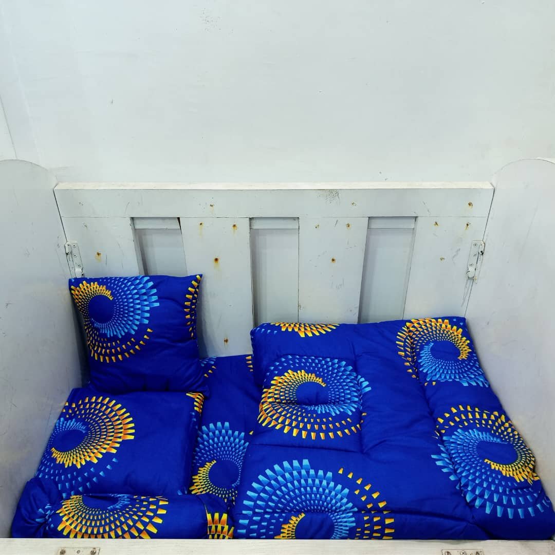 007 ROYAL BLUE SWIRL BABYCOT SET