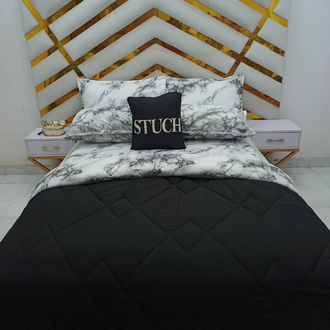 COMBINED BLACK WITH WHITE THUN 7/7 DUVET SET