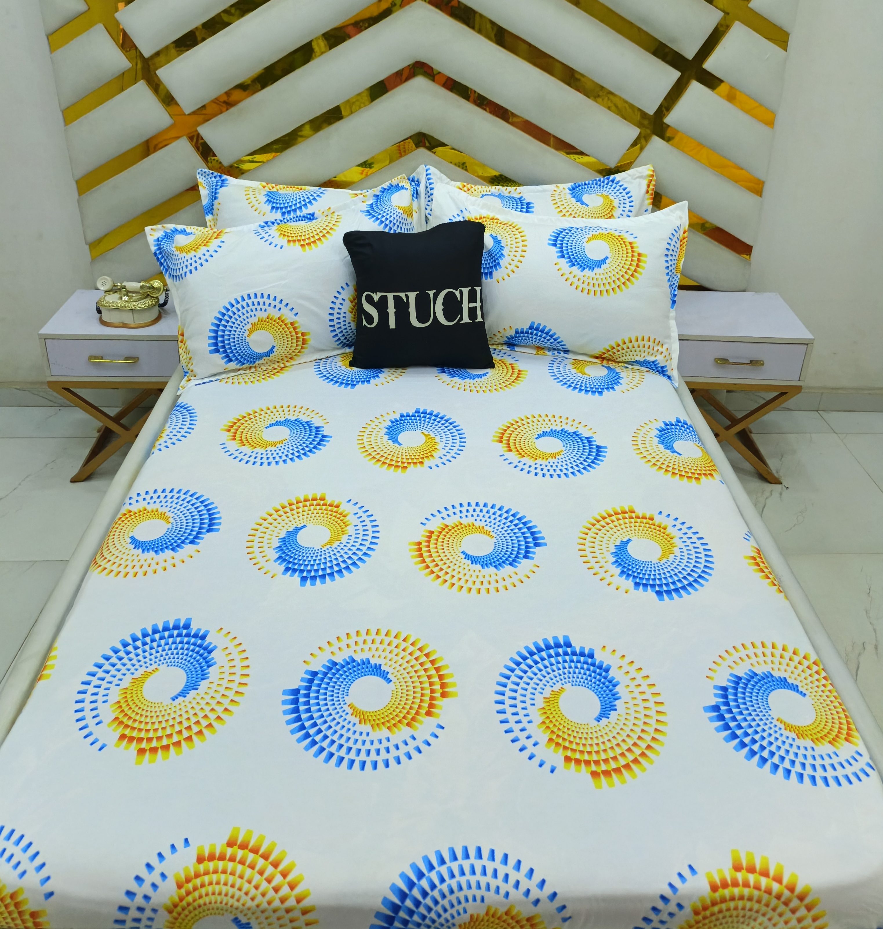 WHITE SWIRL EXTRA LARGE BEDSHEET