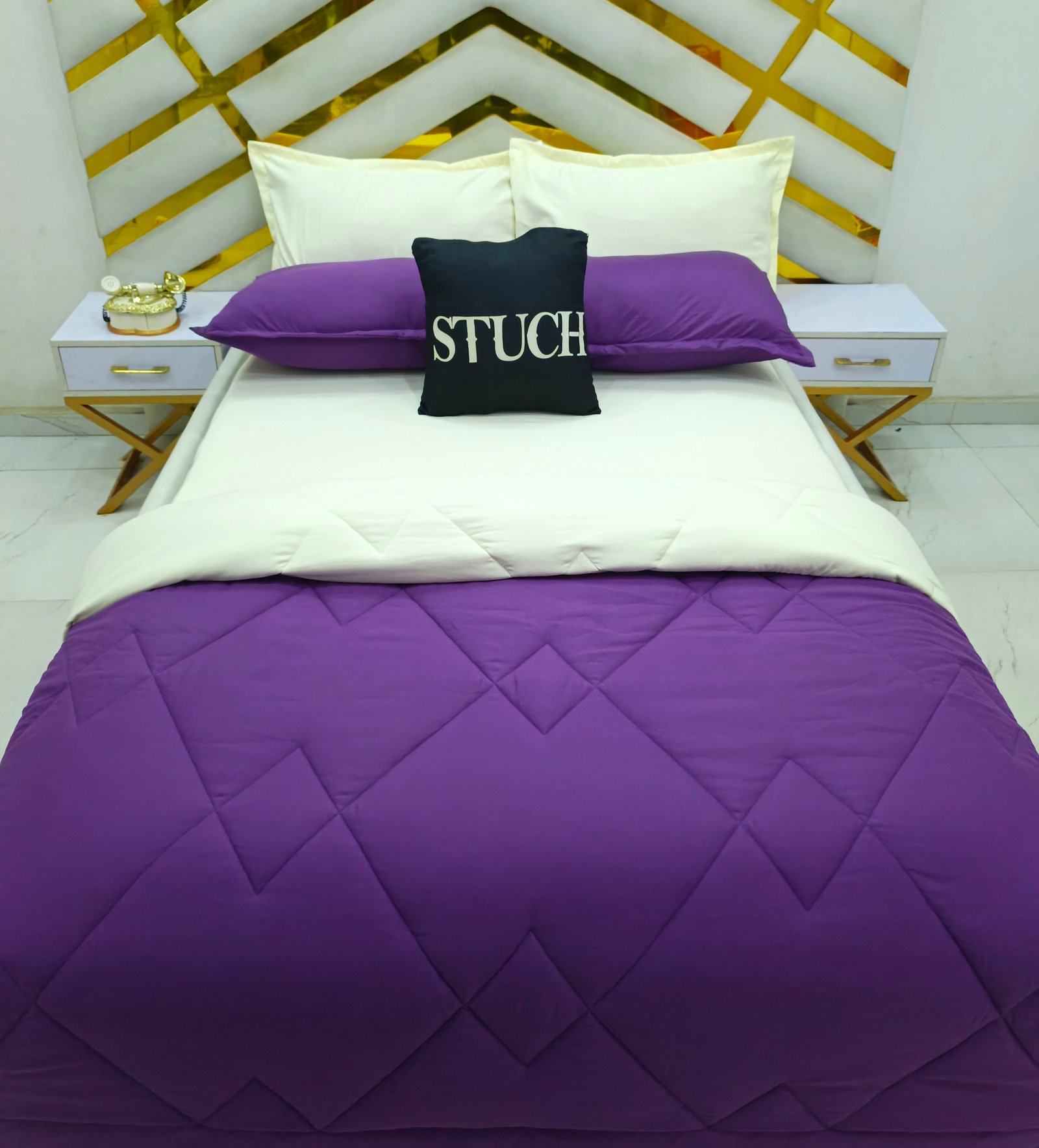 PLAIN MIXED CREAM AND PURPLE (CREAM BEDSHEET) 7/7 DUVET SET