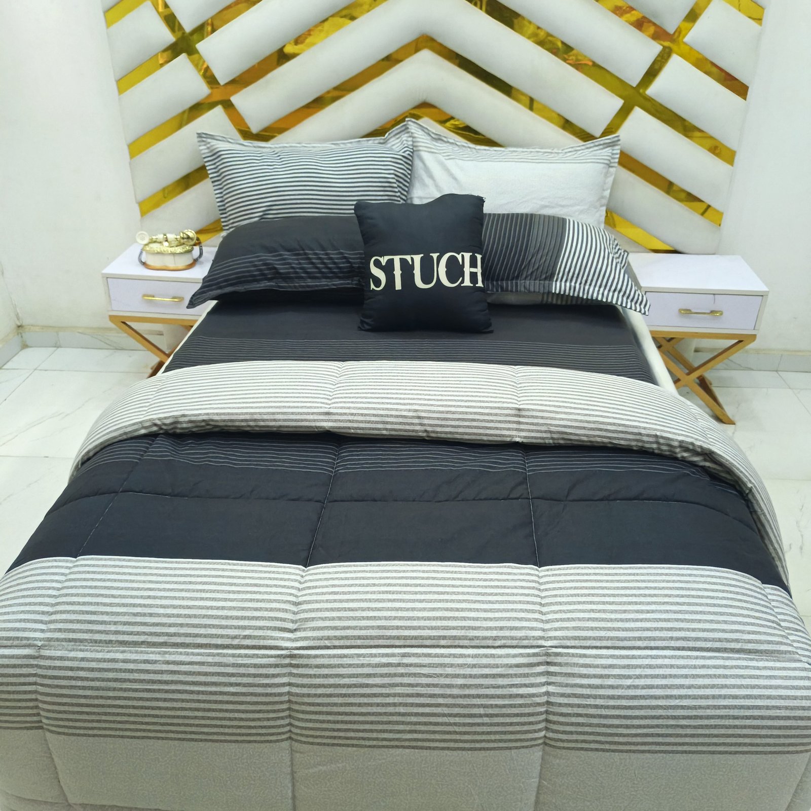 SOFT ASH STRIPE 7/7 BEDSHEET WITH FOUR PILLOWCASES AND DUVET COVER (NO FIBER INSIDE)