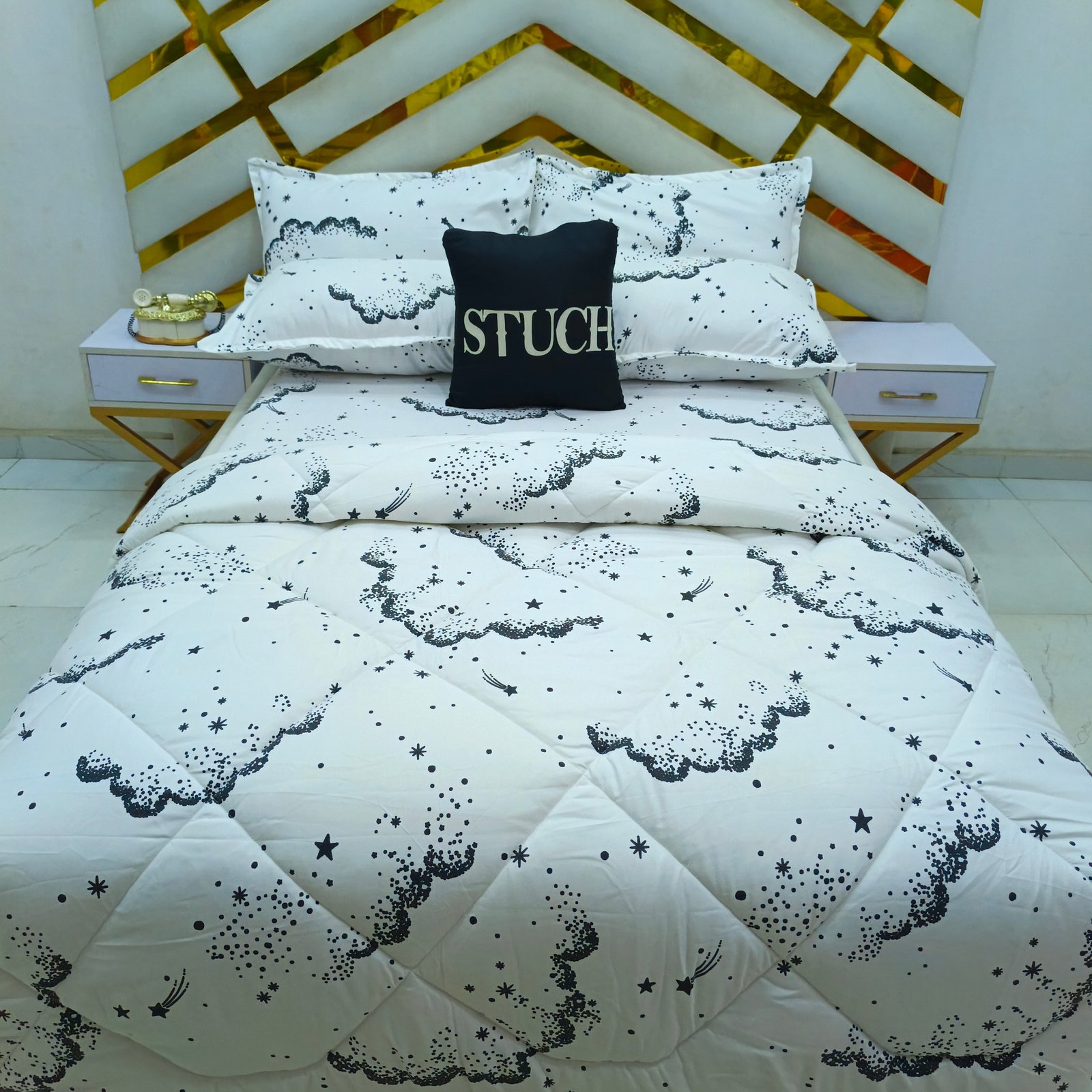 WHITE FLORAL NOIR 7/7 DUVET SET