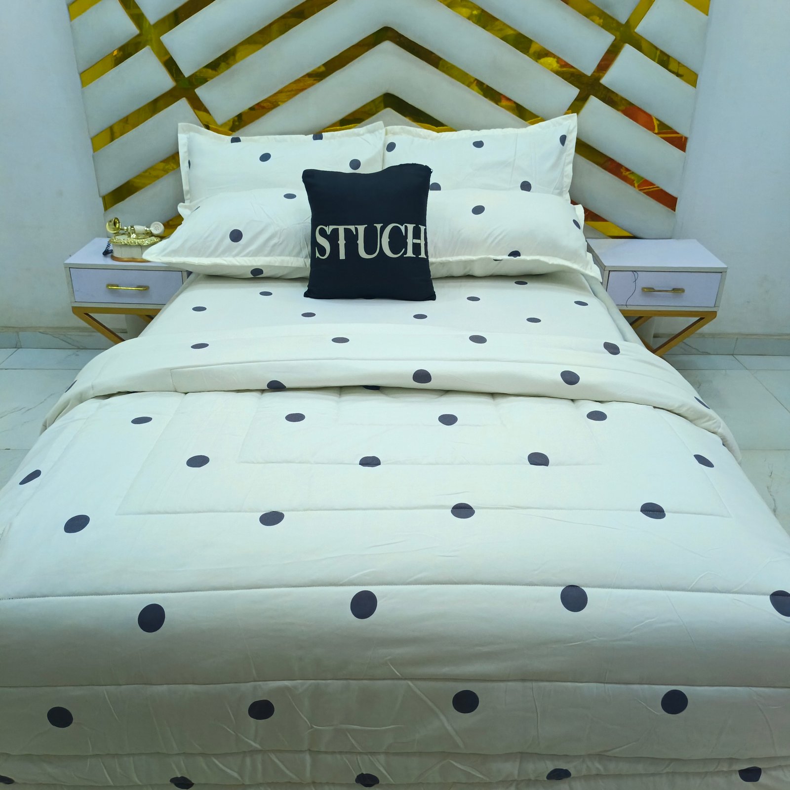 CREAMY DOT 7/7 DUVET SET