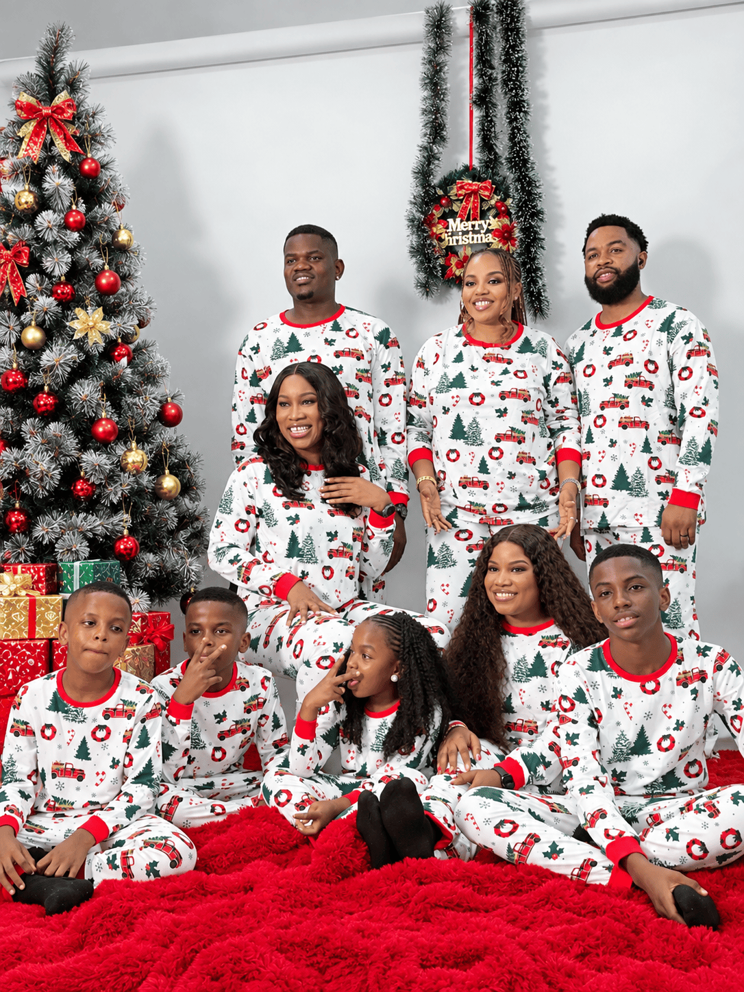 UC-023 WHITE TREE CHRISTMAS PYJAMAS