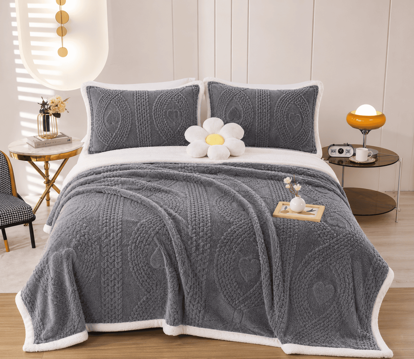 PLUSH LOVE GRAY FUR DUVET WITH 2 PILLOW CASES (200 X 230cm)