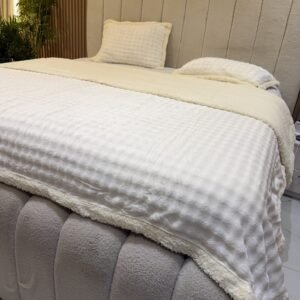 PLUSH FLEECE CREAM FUR DUVET WITH 2 PILLOW CASES (230 X 250cm)
