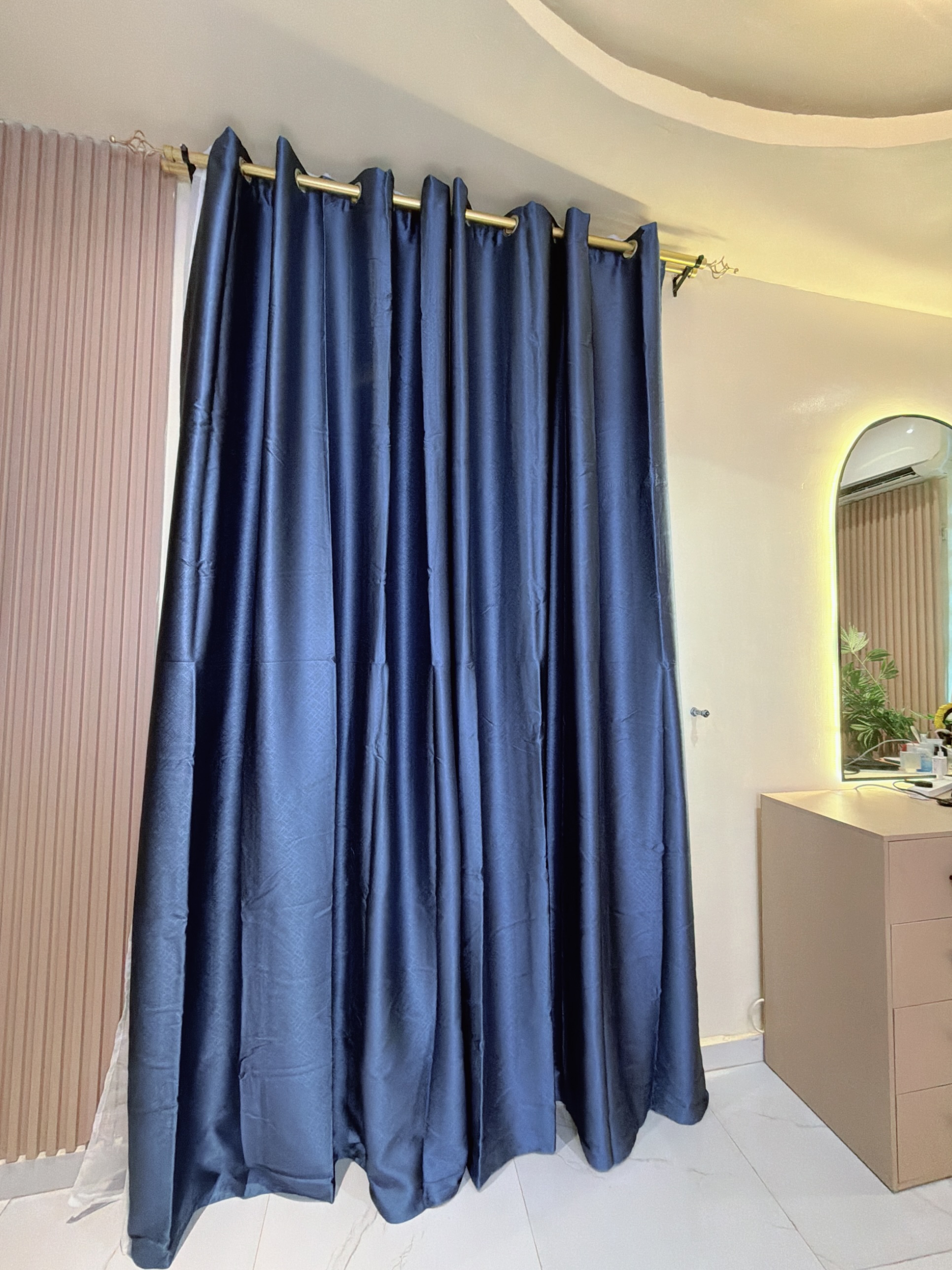 NAVYBLUE BLACKOUT CURTAINS SIZE (140/260 CM) (2 WAS USED FOR THE IMAGE 4FT WINDOW)