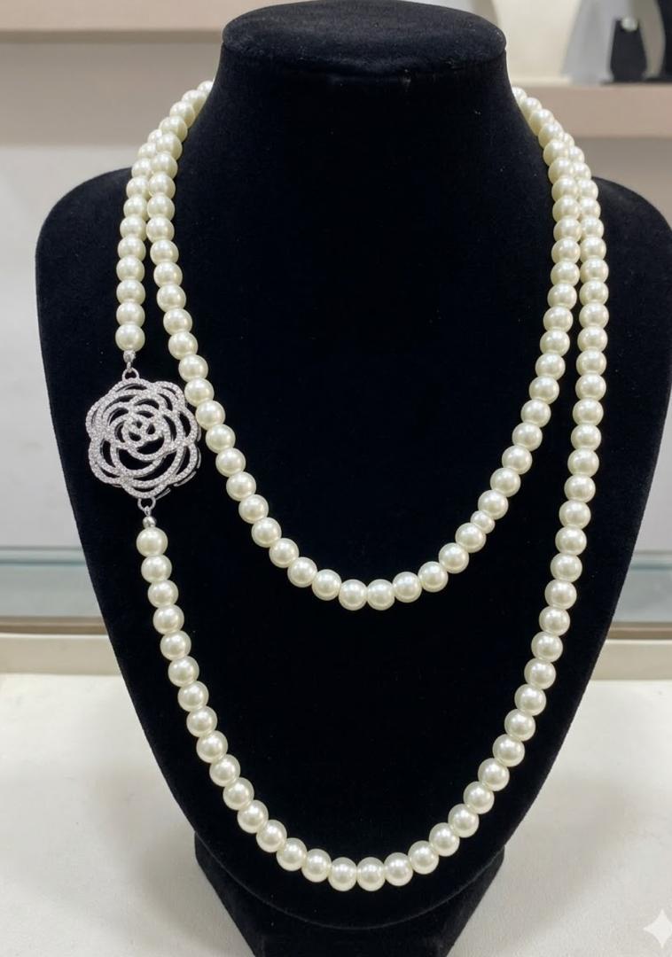 PEARL NECKLACE 653