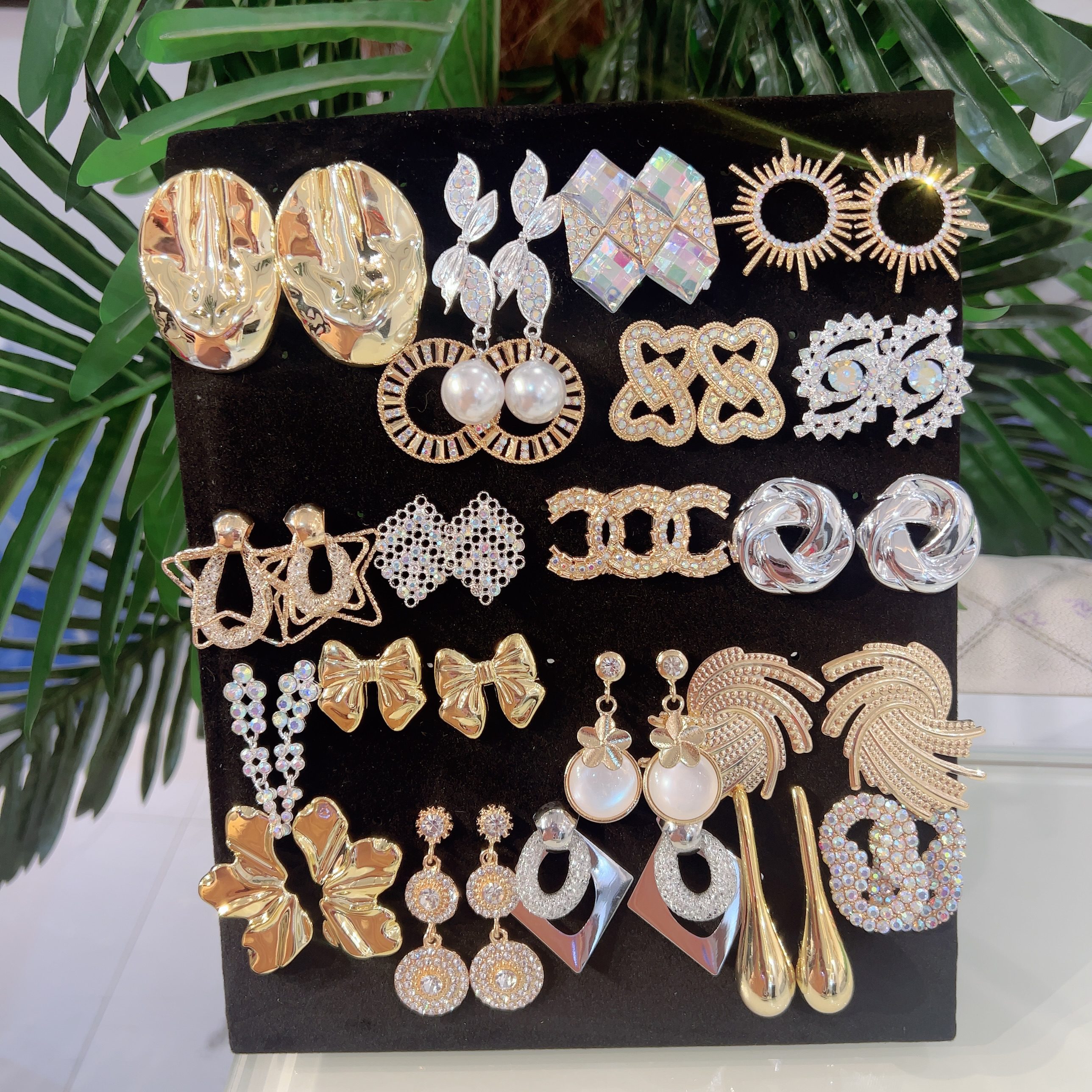 Board Earrings B63