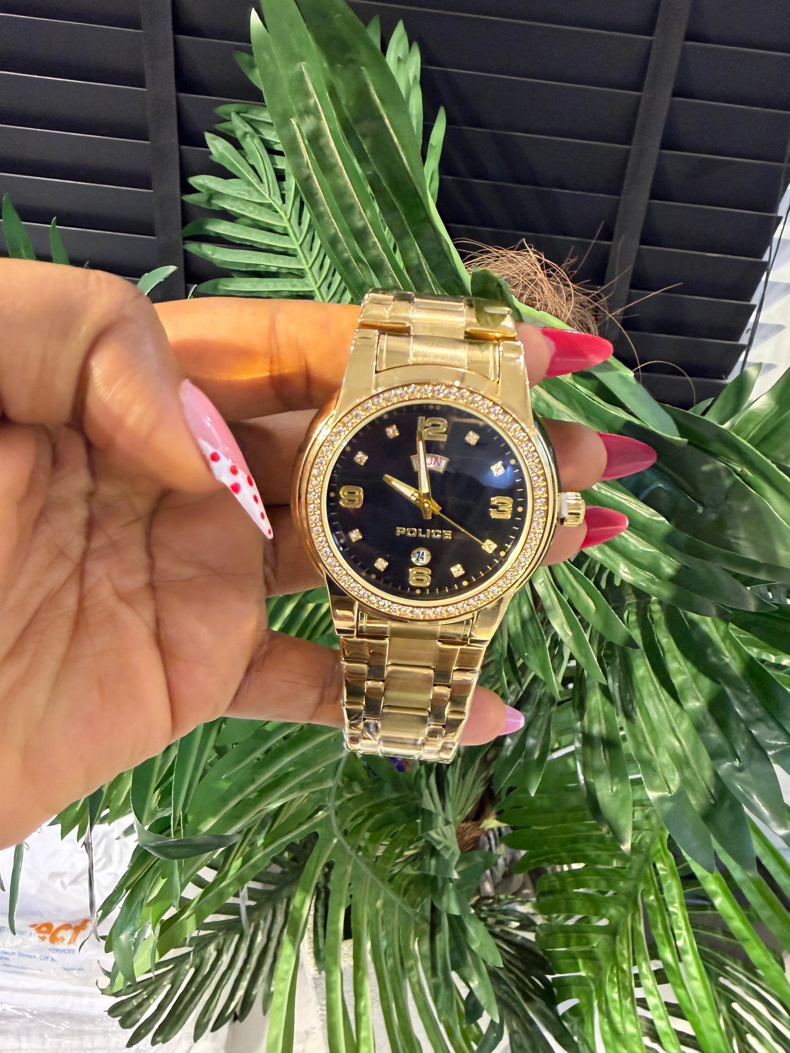 WRISTWATCH 014
