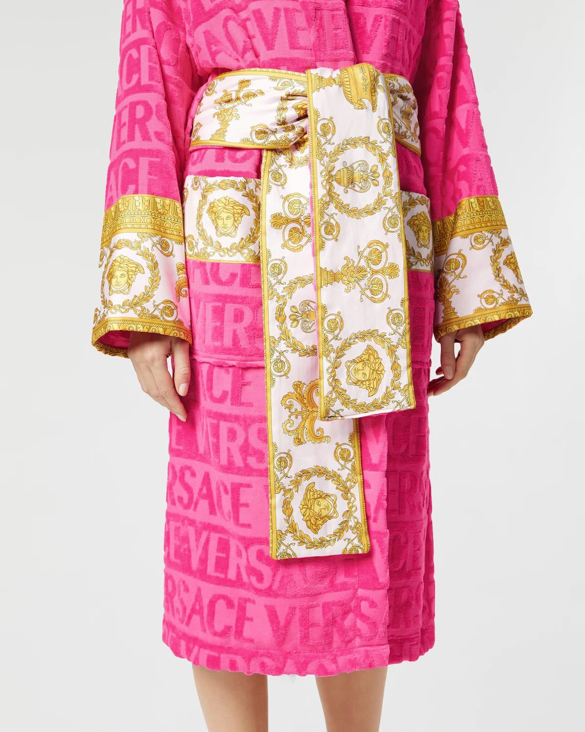 PINK 100% COTTON ORIGINAL VERSACE LUXURY BATHROBE (DELIVERY IN 10-15 WORKING DAYS) - Image 2