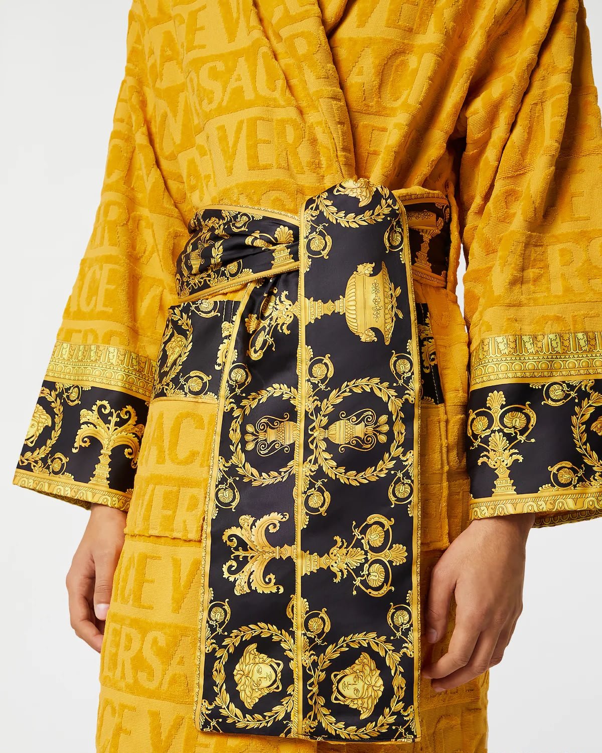 YELLOW 100% COTTON ORIGINAL VERSACE LUXURY BATHROBE (DELIVERY IN 10-15 WORKING DAYS) - Image 2